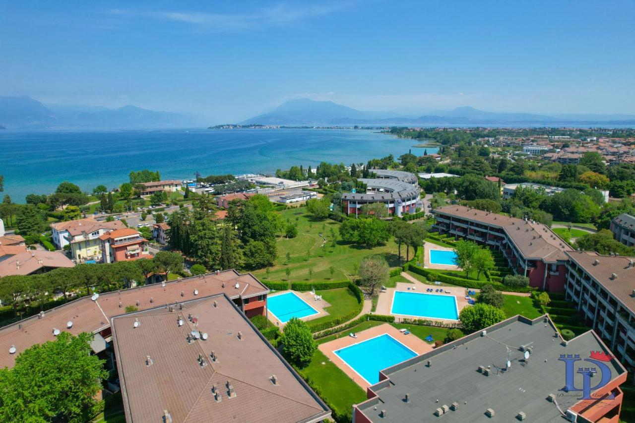 Desenzanoloft Official Partner Marriott Homes & Villas - Dolce Vita With Garden And Pools Desenzano del Garda Exterior photo