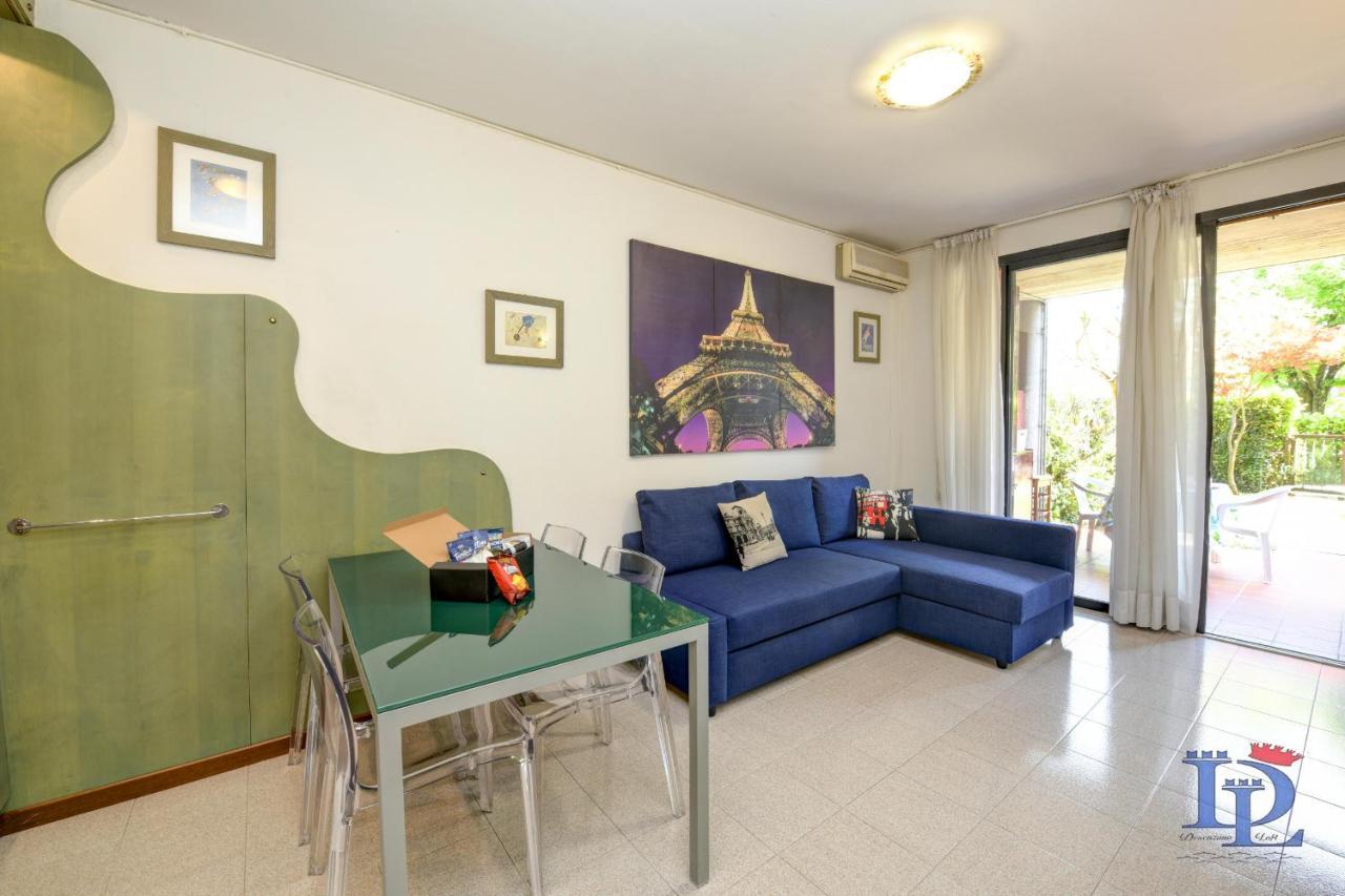 Desenzanoloft Official Partner Marriott Homes & Villas - Dolce Vita With Garden And Pools Desenzano del Garda Exterior photo