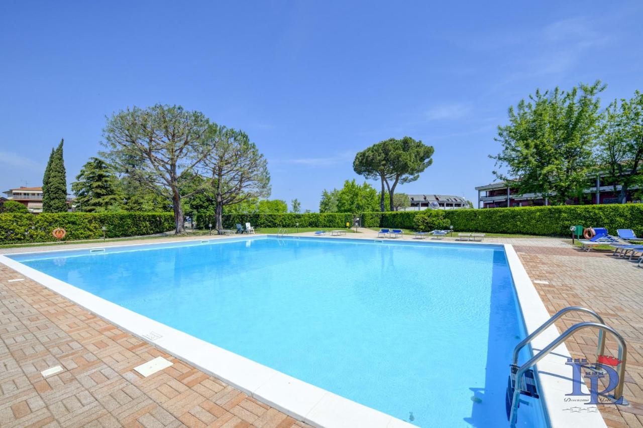 Desenzanoloft Official Partner Marriott Homes & Villas - Dolce Vita With Garden And Pools Desenzano del Garda Exterior photo